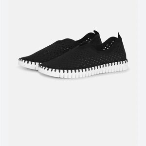 Ilse Jacobsen Black and White Sneakers Size 9.5 Woman’s